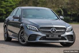 It is available in 3 colors, 3 variants, 1 engine, and 1 transmissions option: Gallery 2020 Mercedes Benz C200 Amg Line 2 0l Paultan Org
