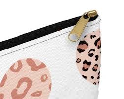 Cheetah Print Hearts Zipper Pouch Travel Cosmetic Bag Cute Makeup Case  Beauty Animal Print Aesthetic Pencil Case Cat Mom I Love My Cats