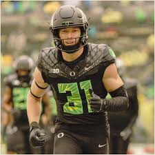 With the No. 25 pick in the 2026 NFL draft, the Chicago Bears emphasized  the defensive side of the ball and selected Oregon safety Dillon Thieneman.  More on the Bears' first-round pick: