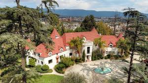 Prosecutors and defence lawyers both say clarkson. Phil Spector S Castle Where Actress Lana Clarkson Was Killed For Sale At 5 5 Million Daily News