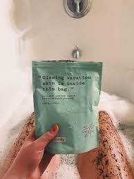 Frank Body Bath Aesthetic Follow Gianna Castagliuolo On Instagram For More Artsy Pics Diy Body Scrub Recipes Diy Body Scrub Coffee Body Scrub