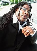 Paul Elliot climbs music charts