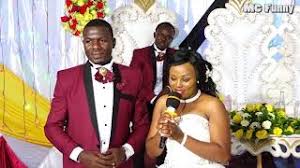 Washonaji hodari wameshona gauini kwa sababu ya harusi hii. Bwana Harusi Herunterladen