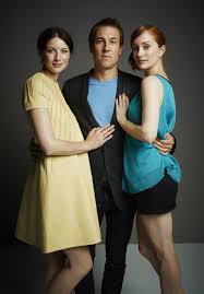 Hq Comic Con Portraits Of Sam Heughan Caitriona Balfe Tobias Menzies Lotte Verbeek Outlander Online In 2020 Caitriona Balfe Comic Con Lotte Verbeek