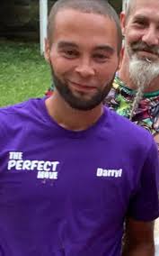 I don't know why but this has bugged me for years, does anyone know where  Darryl Simmons is/went? Completely random and no reason for me to ask, just  curious 😂