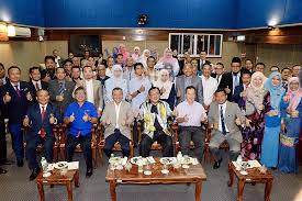 11 orang usahawan dari malaysia telah tersenarai dalam forbes 30 under 30 asia 2019 pada tahun ini. Photo Gallery Category Lawatan Kerja Rasmi Yb Tuan Eddin Syazlee Shith Timbalan Menteri Komunikasi Dan Multimedia Malaysia Di Jabatan Penerangan Terengganu Dan Jabatan Penyiaran Negeri Terengganu Pada 22 Januari 2019