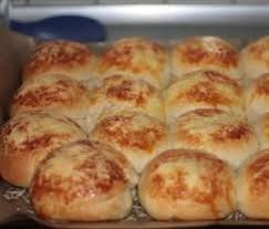 Kasebrotchen Mit Fetafullung Rezept Rezepte Essen Und Trinken Leckerbissen
