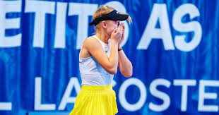 Watch the match highlights from linda fruhvirtova vs. 7 Questions About Brenda Fruhvirtova Petits As Linda Siniakova
