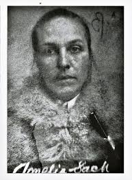 on this day in 1903, at 9am, Amelia Sach and Annie Walters were the first  women to be executed at #HollowayPrison. Neither took the stand during the  trial, although they faced the