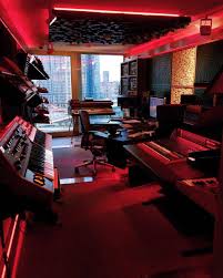 2 Tweets Com Conteudo Multimidia Por Musictech Musictechmag Twitter Home Studio Music Music Studio Room Home Music Rooms