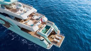 Latona filia coei titanis, ex phoebe sorore, quae a iove compressa, geminam ex eo prolem concepit. Latona Yacht Crn 50m 2018