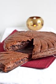 Galette Des Rois Au Chocolat Et Noix De Coco En 2020 Galette Des Rois Chocolat Galette Des Rois Vegan Galette Des Rois