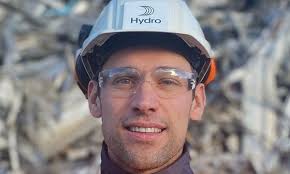 Barry Salisbury's Instagram, Twitter & Facebook