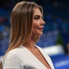 Художественная гимнастика — вид спорта, заключающийся в выполнении под музыку различных гимнастических и танцевальных упражнений и элементов без предмета, а также с предметом (скакалка, обруч, мяч, булавы, лента). Pfbpwnresqi0 M