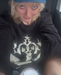 SOAK” flash inspired by the architecture of the psycho video location that  we used in the sleeve and the artwork interpreted by dream team designer  @grahamdow_ and creative director @frankfieber 🦢 New