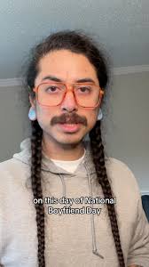 Look at me, I’m your boyfriend now #boyfriend #girlfriend  #nationalboyfriendday #cringe #fernandocult #lalala #ohwow #ok #yes #no  #maybe #bye #sweaty