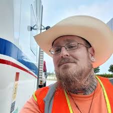 David Houze's Instagram, Twitter & Facebook