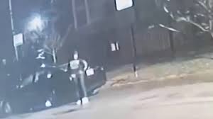 كاميرا مراقبة رصدت آخر لحظات حياتها.. مصير مروع كان بانتظار هذه الفتاة