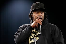 Marshawn lynch has been banned by the nfl for one game after the oakland raiders running back shoved a game official during thursday's win over the visiting kansas chiefs. Oakland Raiders Lure Marshawn Lynch Out Of Retirement The New York Times