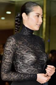長澤まさみ セクシー服で胸もスケスケ 芸能 デイリースポーツ online 女性俳優 長澤 まさみ 画像 長澤まさみ スタイル