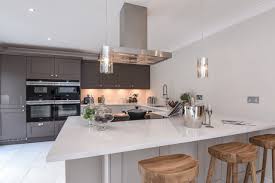 Our luxury timeless kitchen smoky gray is avilable in orlando, oviedo, casselberry, lake mary & anywhere central florida. Timeless Grey Kitchen Diner Klassisch Kuche Berkshire Von Kitchen Connection Of Ascot Kca Houzz