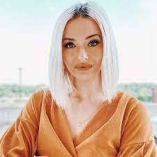 Jillian Turman's Instagram, Twitter & Facebook