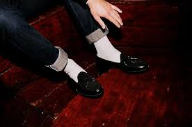 Men Who Wear White Socks Are They Actually Cool Or Just Geek Mens Socks Fashion Dress Shoes Men Fashion