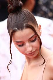 Her zodiac sign is capricorn. Julia Wieniawa Sorry Angel Premiere At 2018 Cannes Film Festival 08 Gotceleb