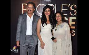She belongs to a punjabi family. Parineeti Chopra Height Weight Age Family Photo Telfie In