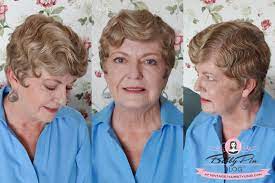 3 short hair holiday hairstyles! This Mother Of The Bride With Short Hair Beautifully Models Her Vintage Hairstyle For The Wedding Bobby Pin Blog Vintage Hair And Makeup Tips And Tutorials