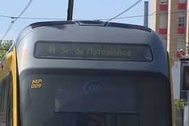 Porto metro operates with 6 lines distributed across the city, making sure it covers its most important points (not only for tourists but also for the people who live in. Metro Do Porto Admite Encerrar Linhas Se Greve Na Emef Continuar Sic Noticias