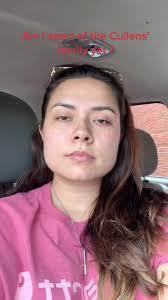 Alana Cullen's Instagram, Twitter & Facebook