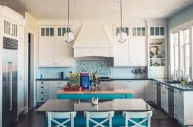 keep white kitchen cabinets clean