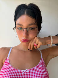 kuzminelly wears the Joyce frame in Crystal 📷 @carlo.obrien 💎