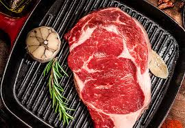According to a june 2017 review published in the international journal of preventive medicine, red meat doesn't significantly raise the risk of heart disease when consumed in moderate amounts. Is Red Meat Bad For Your Heart Or Not Cleveland Clinic