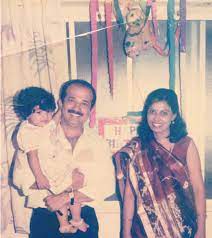 She began her acting career with the telugu movie chikati gadilo chithakotudu (2019). Nikki Tamboli On Twitter Fathers Be Good To Your Daughters You Are The God And The Weight Of Her World Happy Father S Day