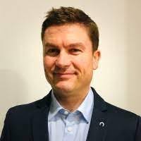 Eric Lampson's Instagram, Twitter & Facebook