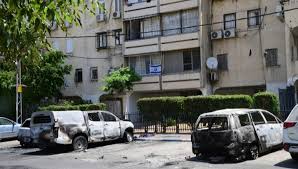 לינץ' בשידור חי בבת ים: Bbcd Tl0oxgllm