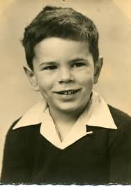 Tips for resticking curled vinyl wallcovering