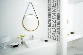 Die gemalte körperdeko ist sehr beliebt bei frauen und männer weltweit. Tipps Und Tricks Fur Das Wandtattoo Im Badezimmer Calmwaters