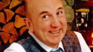 If I'd know that would be my last hug I'd have never let go'