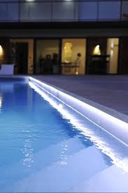 Eclairage Led Sous Margelles Eclairage Piscine Piscine Construction Piscine