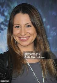 Vicki Albert's Instagram, Twitter & Facebook