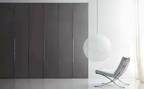 Découvrez notre large gamme de dressing sur mesure évolutif avec ou sans porte. Dressing Sur Mesure Nos Types De Portes Hom In