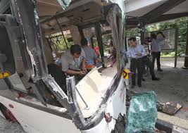 The accident was serious enough that 17 people were injured, and the singapore civil defence force (scdf) had to cut through the bus windscreen to rescue passengers. 33 People Injured After Accident Involving 2 Buses At Bukit Batok Bus Stop News Collection