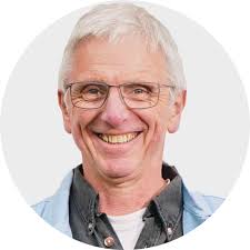 Turn your holly into a work of art this Christmas