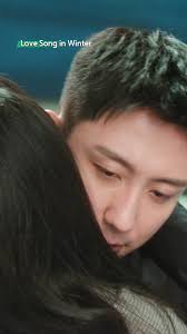 She is a caring girlfriend~ 🥰🥰, 陆嫣化身暖心女友照顾江成屹~ 🥰🥰, #iQIYIOriginal  #iQIYI , #LoveSonginWinter #冬至 , #HuangJingyu #JohnnyHuang #SunQian , #黄景瑜  #孙千, #cdrama #陆剧