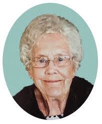 Natalie Howes's Instagram, Twitter & Facebook