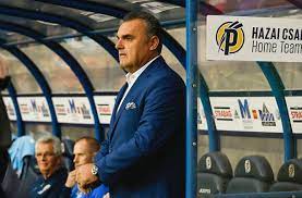 Attila pintér macaristan'den eski futbolcu stoper son kulüp: Pinter Attila Lett A Mezokovesd Uj Vezetoedzoje Sportolunk Sk