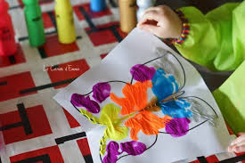 Activité manuelle enfant 3 ans. Epingle Sur Ateliers Peinture
